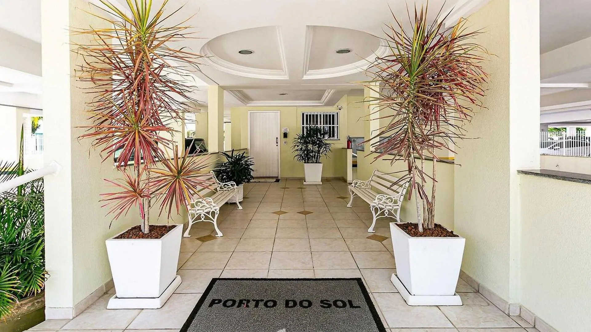 Apto C/ Sacada A 400M Da Praia De Jurere Cps207 Florianopolis Apartment